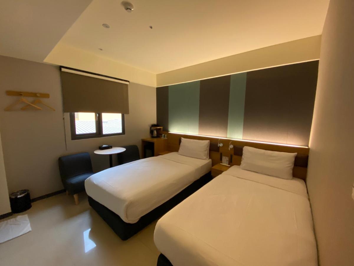 Pingtung 富光商旅酒店 外观 照片